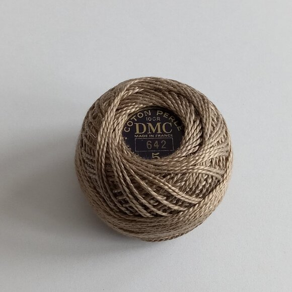 🎯 10 for $10 / DMC Sewing Thread 642 Size 5 - Picture 7 of 10